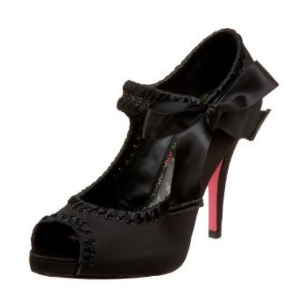 Betsey Johnson Calandra Mary Jane Pumps